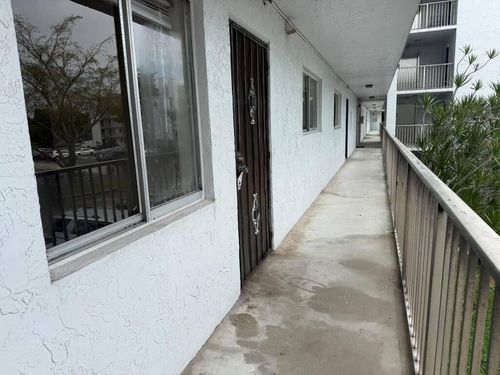 202-8600 N Sherman Cir, Miramar, FL, 33025-2042 | Card Image