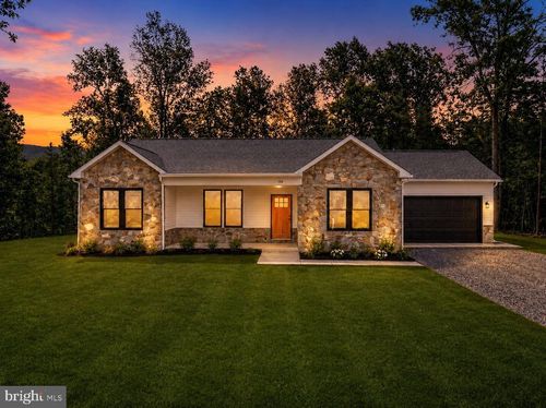 123 Jenkins Rd, Gerrardstown, WV, 25420-4376 | Card Image