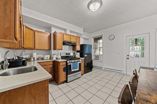 2-150 Bremen St, Boston, MA, 02128 | Card Image