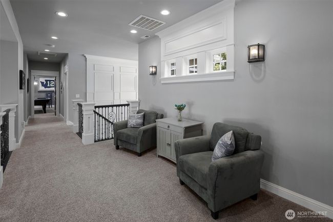 Second floor sitting area | Image 22