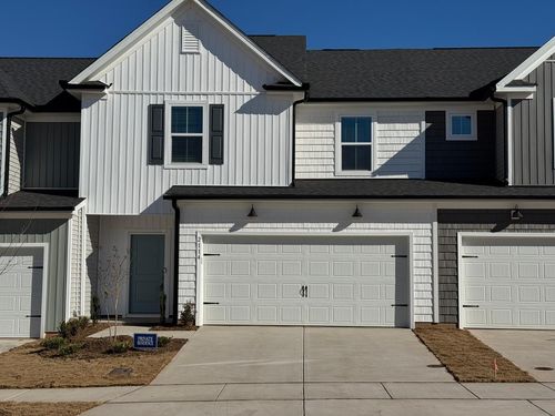 2114 Sunview St, Raleigh, NC, 27610 | Card Image