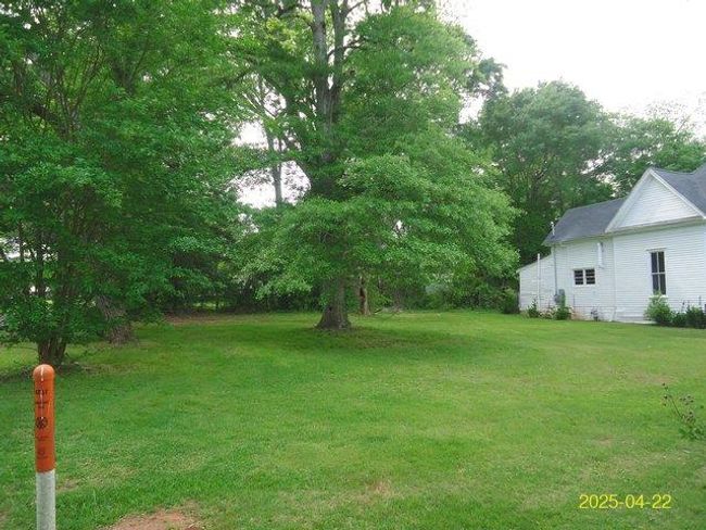 621 Alston St, House other with 3 bedrooms, 2 bathrooms and 1 parking in Richland GA | Image 6