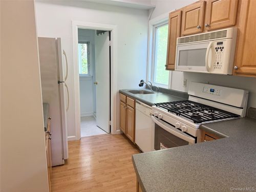 21 Derussey Ln, Cornwall, NY, 12518-1129 | Card Image