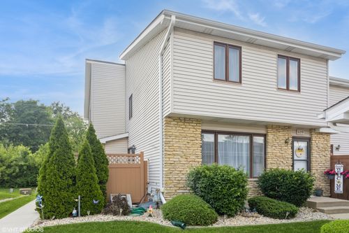 625 Northgate Rd, New Lenox, IL, 60451-3204 | Card Image