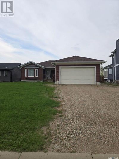 103 Joyce Dr, House other with 4 bedrooms, 2 bathrooms and null parking in Oxbow SK | Image 1