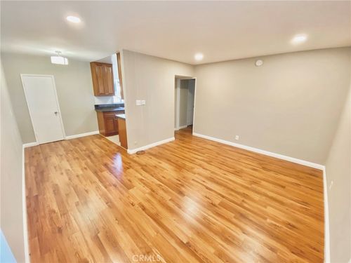 apt-2-2512 Canada Blvd, Glendale, CA, 91208-2062 | Card Image