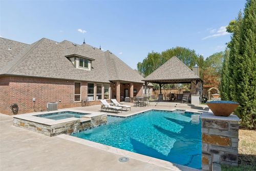 4200 Slate Bridge Rd, Edmond, OK, 73034-7087 | Card Image