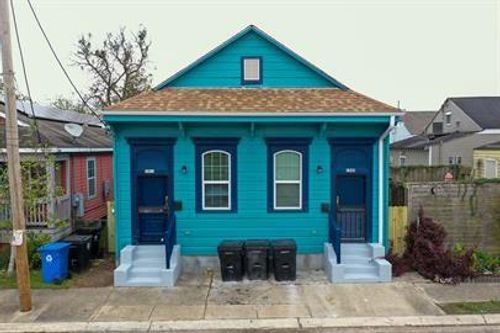 1909 Pauger Street, New Orleans, LA, 70116 | Card Image
