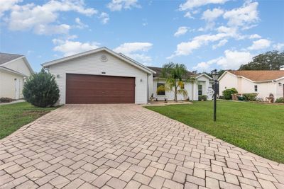 25029 Riverwalk Drive, House other with 3 bedrooms, 2 bathrooms and null parking in Leesburg FL | Image 3