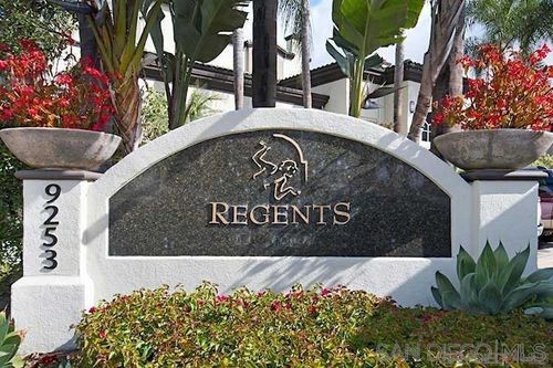 b204-9263 Regents Rd, La Jolla, CA, 92037 | Card Image