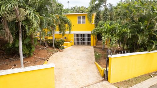 615 Bravos De Boston, VIEQUES, PR, 00765 | Card Image