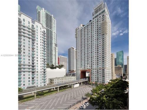 2705-133 Ne 2nd Ave, Miami, FL, 33132-2918 | Card Image