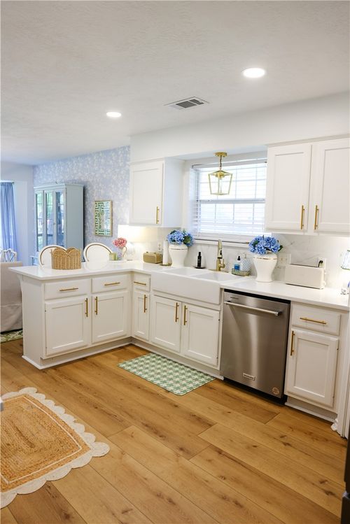 1518 Jasmine Court Court, College Station, TX, 77845 | Card Image