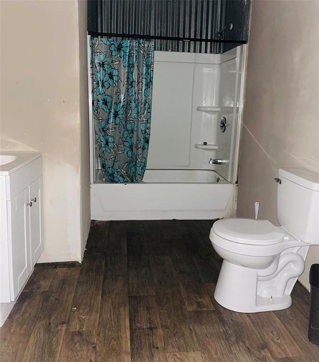 5352 Tall Pine Rd, House other with 2 bedrooms, 1 bathrooms and null parking in Navasota TX | Image 7