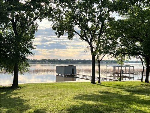 7342 Briar Rd, Azle, TX, 76020-7038 | Card Image
