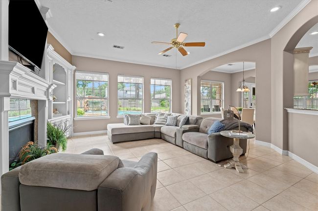 16303 Kyle Crest Trl, House other with 4 bedrooms, 4 bathrooms and 3 parking in Cypress TX | Image 13