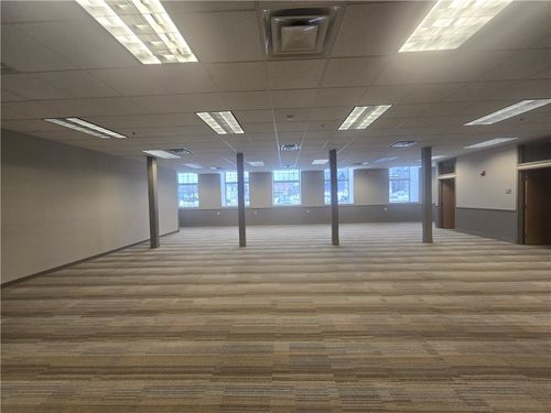 1174 Kingstown Rd, South Kingstown, RI, 02879-8316 | Card Image