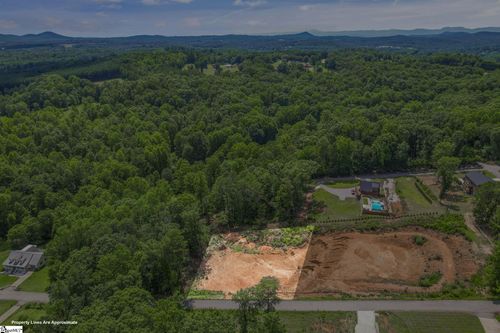 220 Allgood Dr, Pickens, SC, 29671-9015 | Card Image