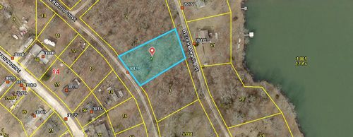 000 Greenwood Dr, Edwards, MO, 65326 | Card Image