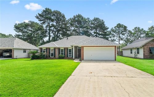 713 Lionel Ct, Abita Springs, LA, 70420-3087 | Card Image