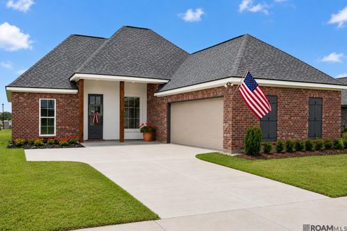 1544 Cannes Ave, Zachary, LA, 70791-7556 | Card Image