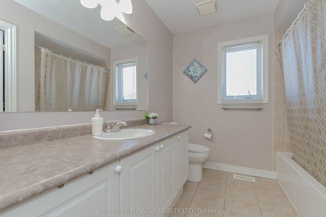 5 Forsyth Cres, House other with 4 bedrooms, 4 bathrooms and 4 parking in Georgetown ON | Image 36