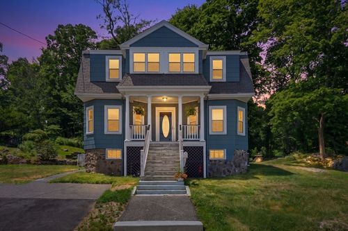 116 Essex St, Beverly, MA, 01915-3745 | Card Image