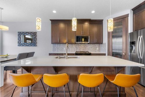 15 Sherwood Sq Nw, Calgary, AB, T3R0N7 | Card Image