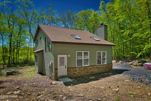 371 Underhill Dr, Tamiment, PA, 18371-9480 | Card Image