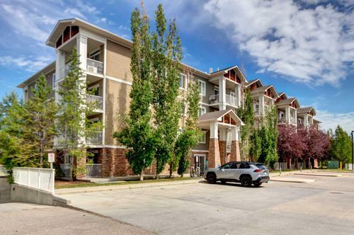 102-304 Cranberry Pk Se, Calgary, AB, T3M1W2 | Card Image