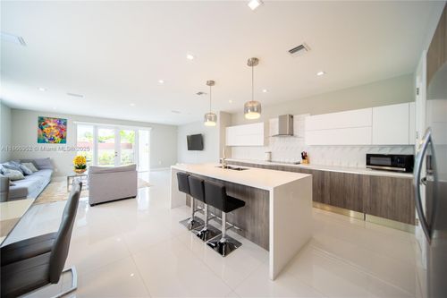3653-3653 Sw 26th St, Miami, FL, 33133-2010 | Card Image