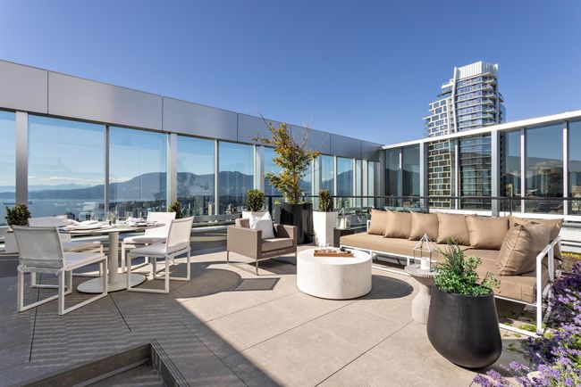 PH3902 - 889 Pacific Street, Condo with 4 bedrooms, 3 bathrooms and 4 parking in Vancouver BC | Image 1