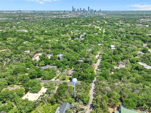 3311 Gentry Dr, West Lake Hills, TX, 78746-5506 | Card Image