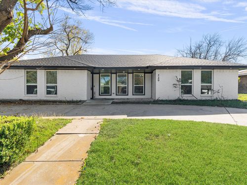 240 Wesley Dr, Desoto, TX, 75115-6240 | Card Image