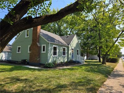 803 E Dorothy Lane, House other with 5 bedrooms, 2 bathrooms and null parking in Dayton OH | Image 3