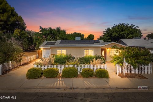 42515 W 52 Street, Lancaster, CA, 93536 | Card Image
