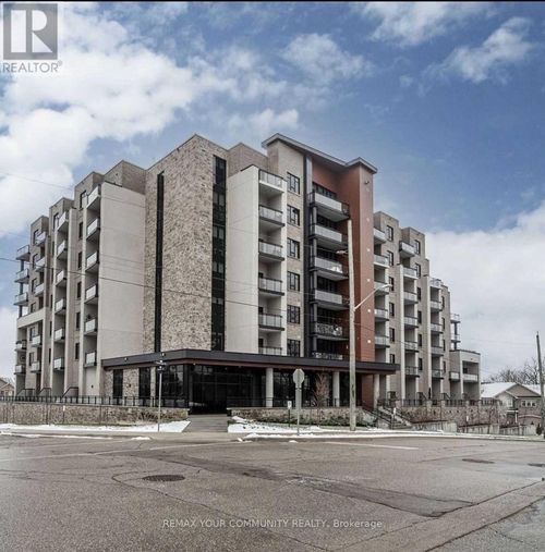 307-30 Hamilton St S, Waterdown, ON, L8B1V8 | Card Image