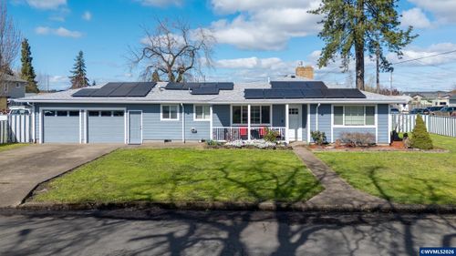 765 13th Ave Se, Albany, OR, 97322-3229 | Card Image