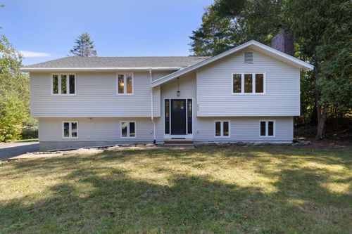 22 High Knoll Drive, South Berwick, ME, 03908 | Card Image