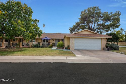 10211 W Royal Oak Road, Sun City, AZ, 85351 | Card Image