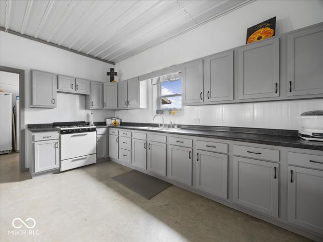 9251 S State Road 3, House other with 6 bedrooms, 3 bathrooms and null parking in Milroy IN | Image 50