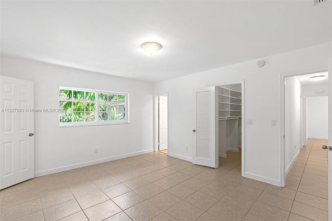4995 Ponce De Leon Blvd / 1050 Sistina Av, Home with 0 bedrooms, 0 bathrooms and 8 parking in Coral Gables FL | Image 31