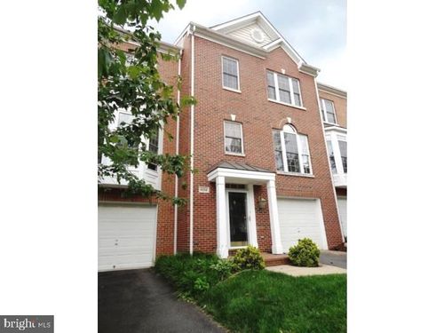 4234 Lower Park Dr, FAIRFAX, VA, 22030-8515 | Card Image