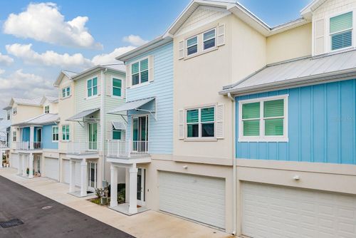 833 Oakbend Dr, Palm Harbor, FL, 34683 | Card Image
