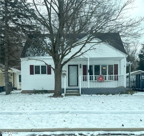 3774 Argonne St, Mogadore, OH, 44260-1111 | Card Image