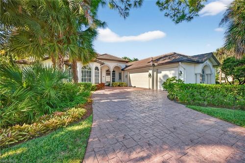2229 Goshawk Ct, NAPLES, FL, 34105-2555 | Card Image