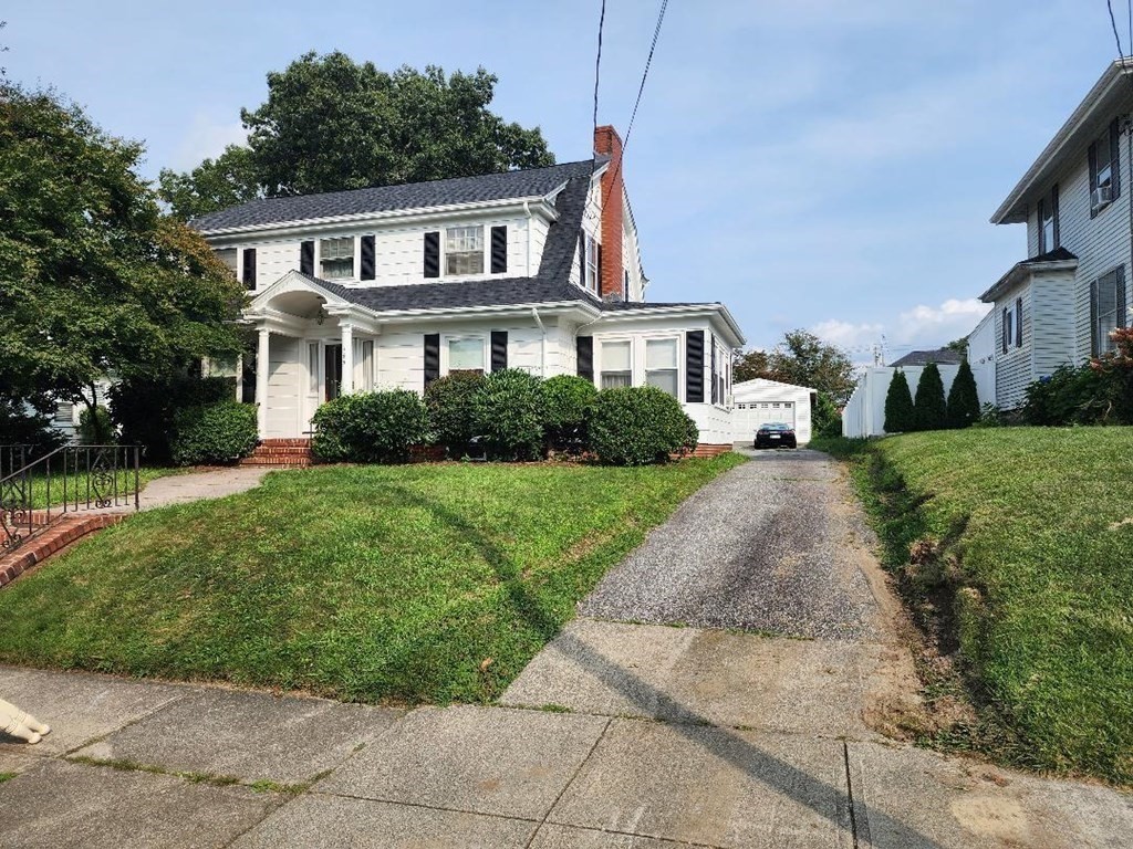 Madison St, Fall River, MA 02720