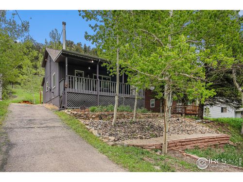 2786 Riverside Dr, Lyons, CO, 80540-8905 | Card Image