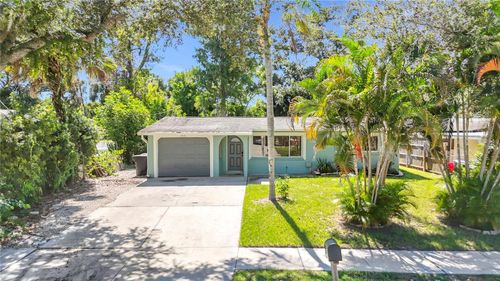 2212 Vinson Ave, SARASOTA, FL, 34232-4114 | Card Image