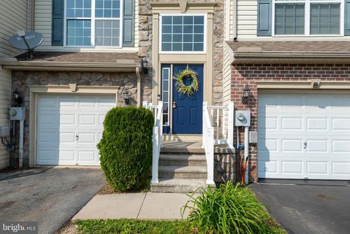 325 Cape Climb, YORK, PA, 17408-6354 | Card Image